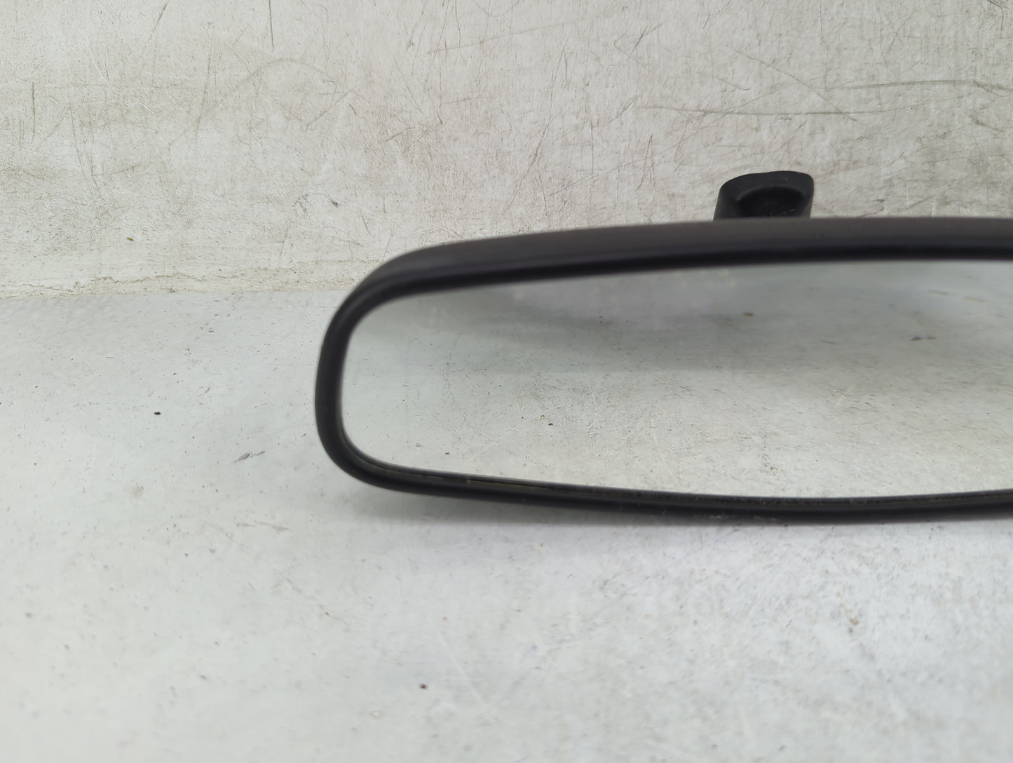2018-2022 Chevrolet Traverse Interior Rear View Mirror Replacement OEM P/N:A048070 026150 Fits OEM Used Auto Parts - Oemused