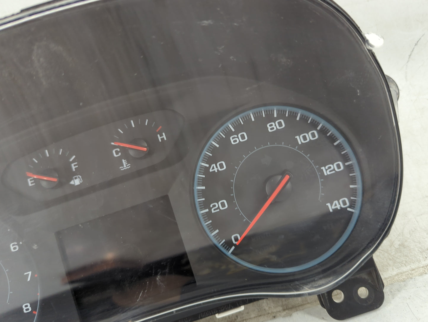 2019 Chevrolet Traverse Instrument Cluster Speedometer Gauges P/N:84542315 Miles: Fits OEM Used Auto Parts - Oemusedautopart