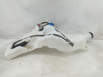 2018 Chevrolet Traverse Windshield Washer Fluid Reservoir Bottle Oem 1465656 - Oemusedautoparts1.com