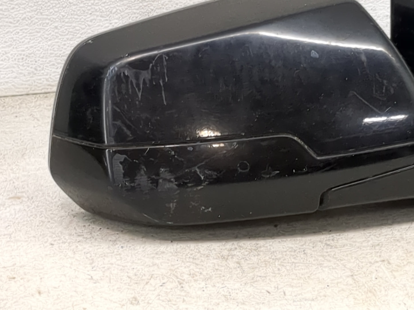 2018-2022 Chevrolet Traverse Passenger Side View Mirror - Right Door Mirror OEM Used - Oemusedautoparts1.com