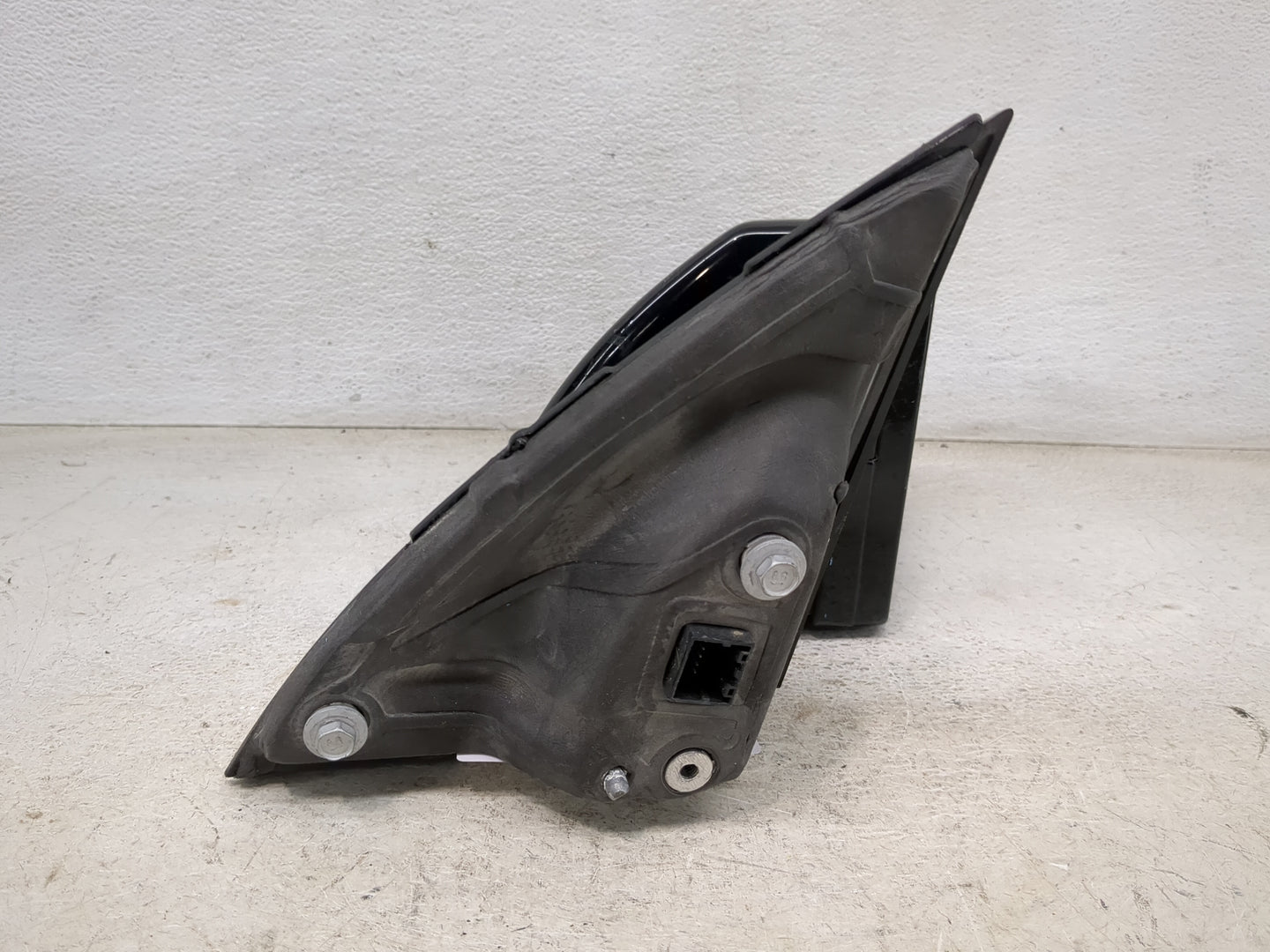 2018-2022 Chevrolet Traverse Passenger Side View Mirror - Right Door Mirror OEM Used - Oemusedautoparts1.com
