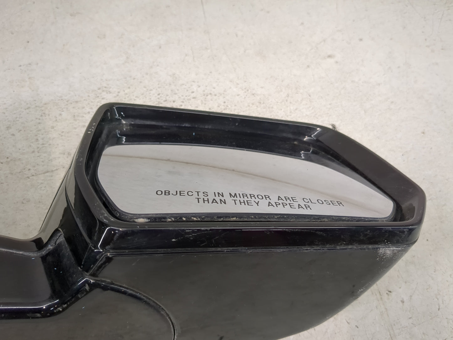 2018-2022 Chevrolet Traverse Passenger Side View Mirror - Right Door Mirror OEM Used - Oemusedautoparts1.com