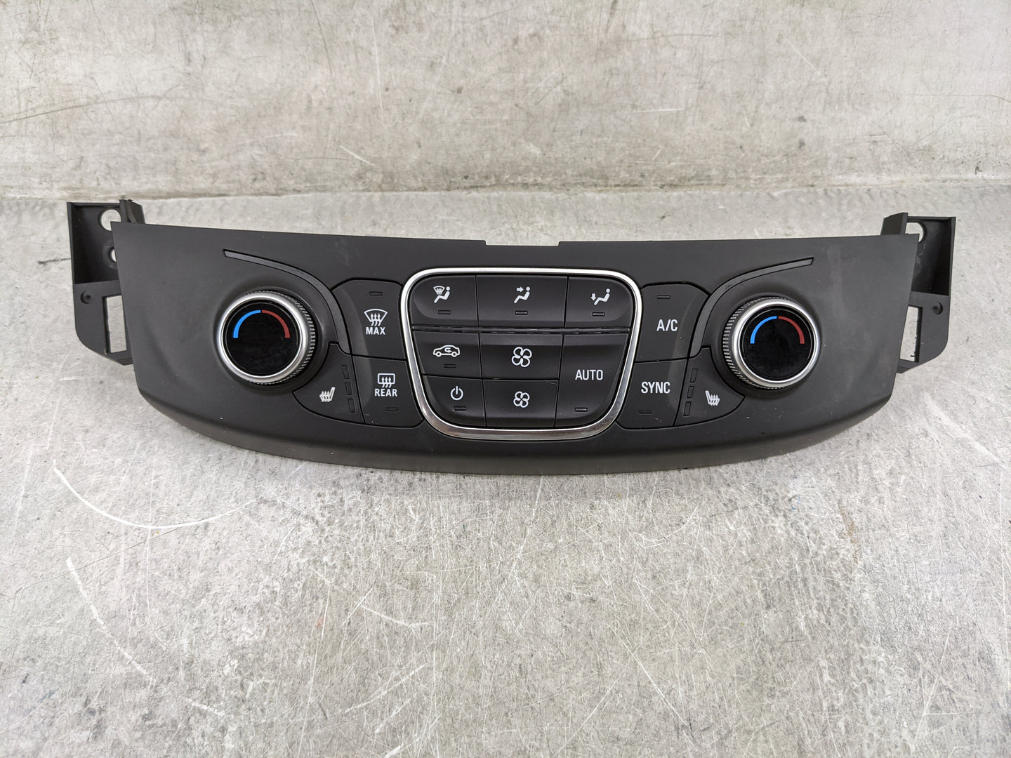 2018-2022 Chevrolet Traverse Climate Control Module Temperature AC/Heater Replacement P/N:84344402 7370200000000X Fits OEM U