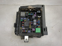2018-2019 Chevrolet Traverse Fusebox Fuse Box Panel Relay Module P/N:13468935 13458283, 84128871 Fits Fits 2018 2019 OEM Use