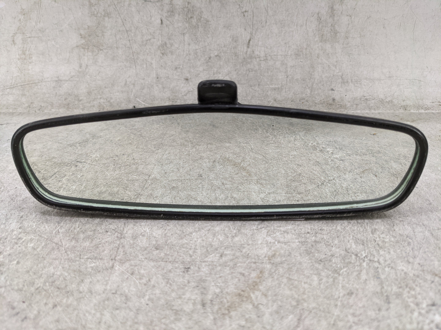 2018-2022 Chevrolet Traverse Interior Rear View Mirror Replacement OEM P/N:026150 A048070 Fits OEM Used Auto Parts - Oemused