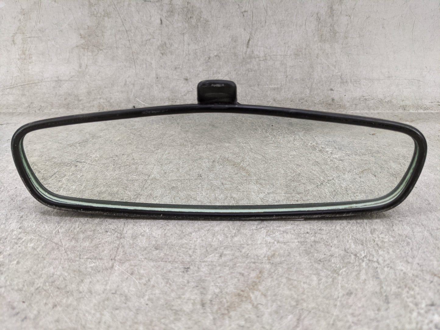 2018-2022 Chevrolet Traverse Interior Rear View Mirror Replacement OEM P/N:026150 A048070 Fits OEM Used Auto Parts - Oemused
