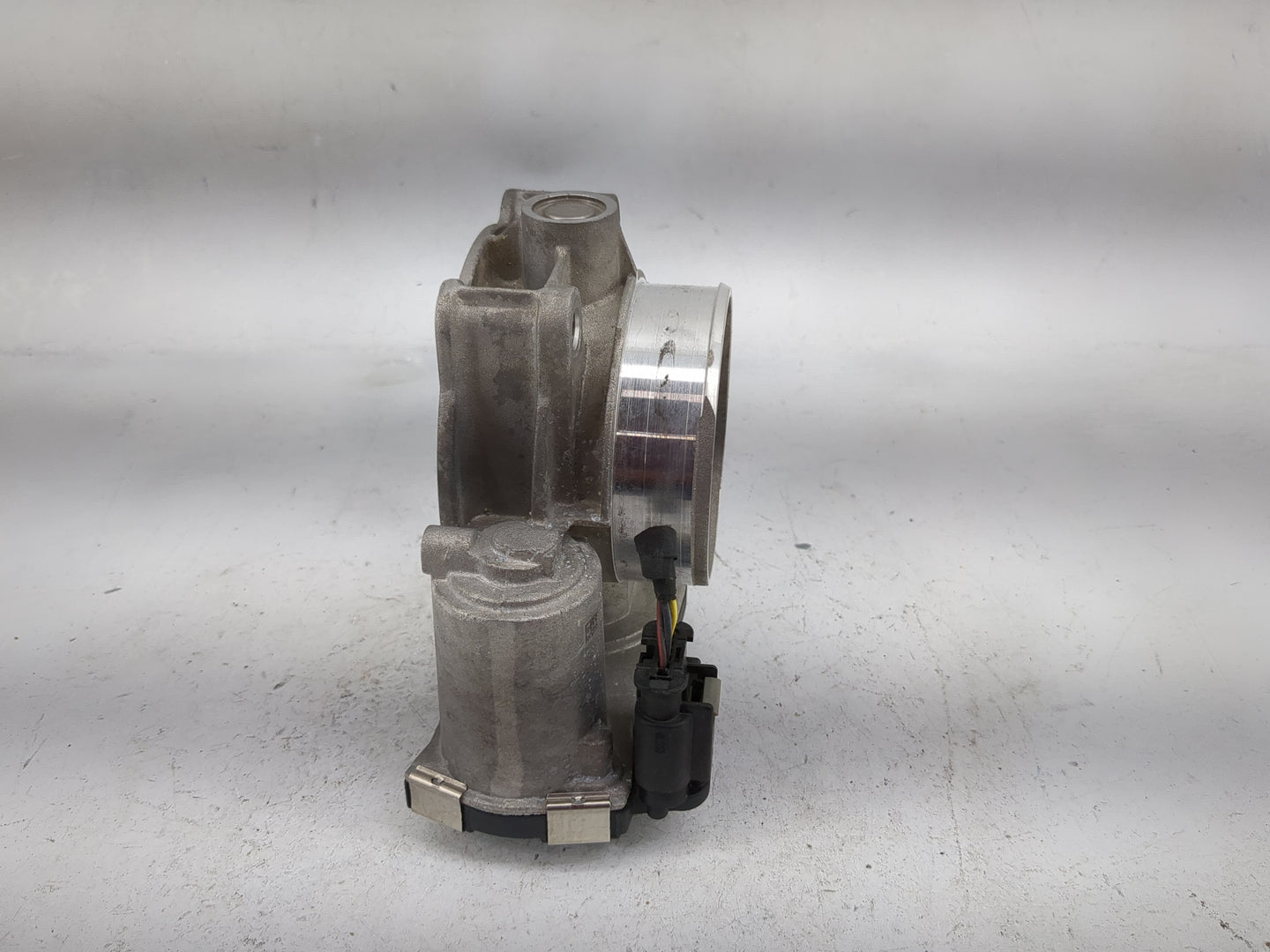 2017-2022 Chevrolet Traverse Throttle Body P/N:12670981AA Fits Fits 2012 2013 2014 2015 2016 2017 2018 2019 2020 2021 2022 O