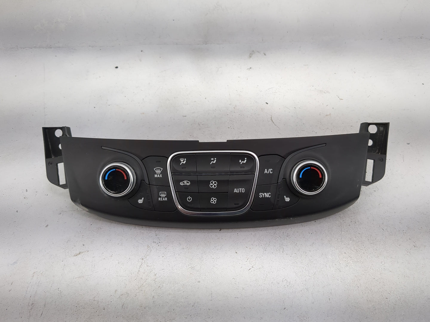 2018-2022 Chevrolet Traverse Climate Control Module Temperature AC/Heater Replacement P/N:84344402 7370200000000X Fits OEM U