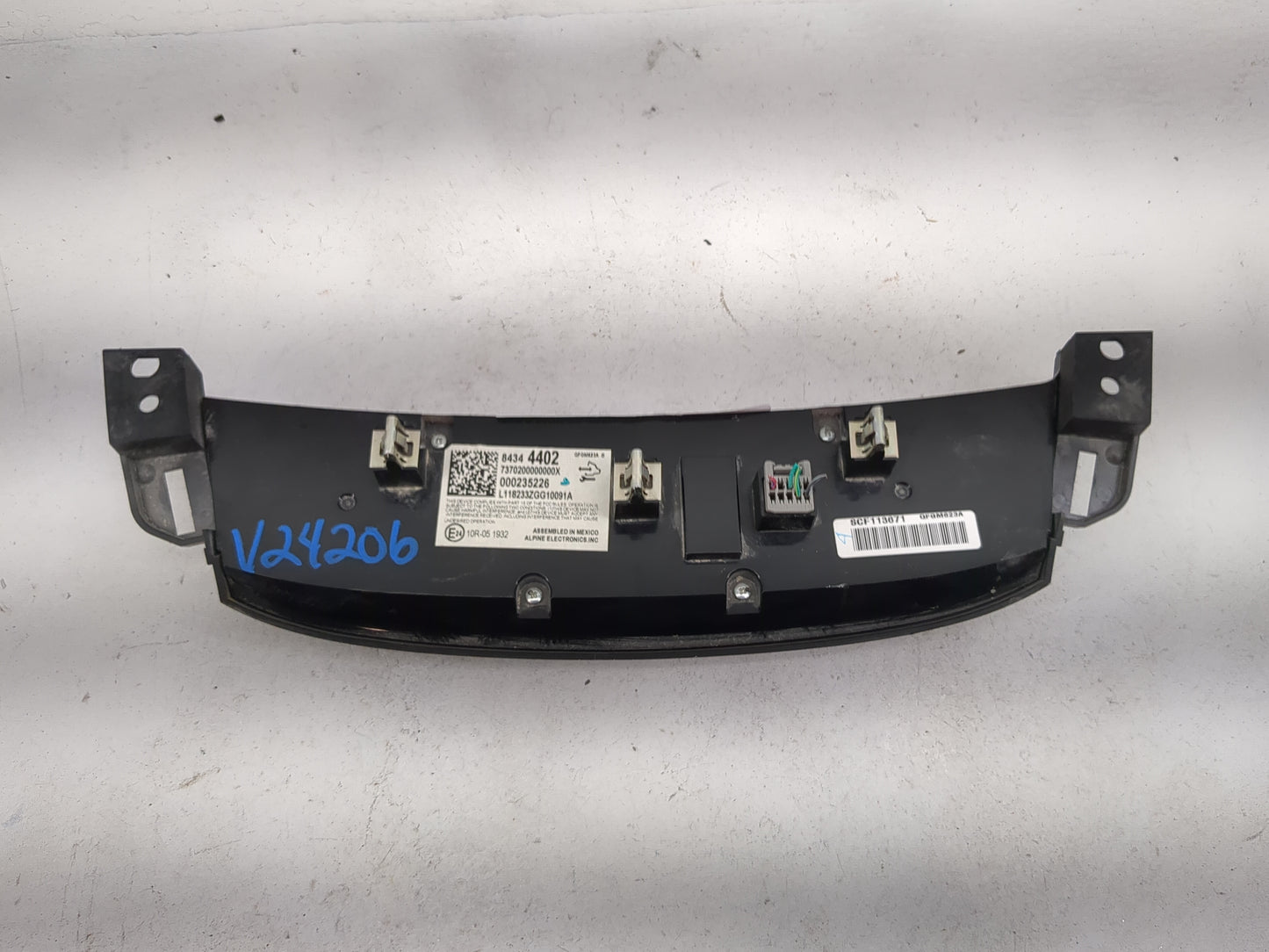 2018-2022 Chevrolet Traverse Climate Control Module Temperature AC/Heater Replacement P/N:84344402 7370200000000X Fits OEM U