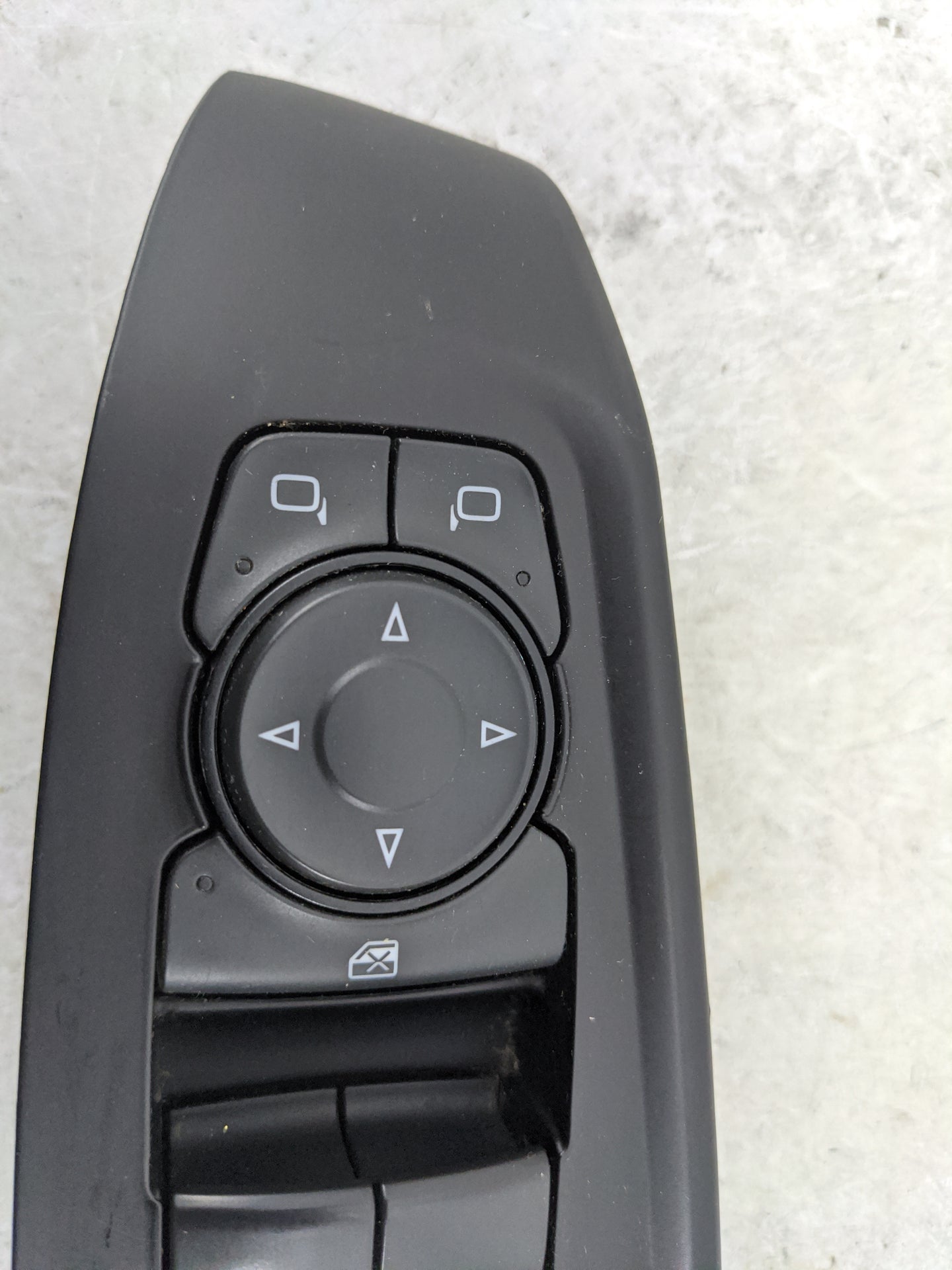 2018-2022 Chevrolet Traverse Master Power Window Switch Replacement Driver Side Left P/N:84139693 D1A062A Fits OEM Used Auto