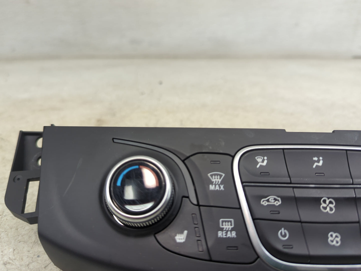 2018-2022 Chevrolet Traverse Climate Control Module Temperature AC/Heater Replacement P/N:8434 4402 737020000000X Fits OEM U