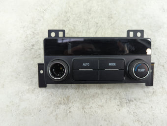 compare product 2018-2022 Chevrolet Traverse Climate Control Module Temperature AC/Heater Replacement P/N:23507152 3320100000000X Fits OEM Used Auto Parts