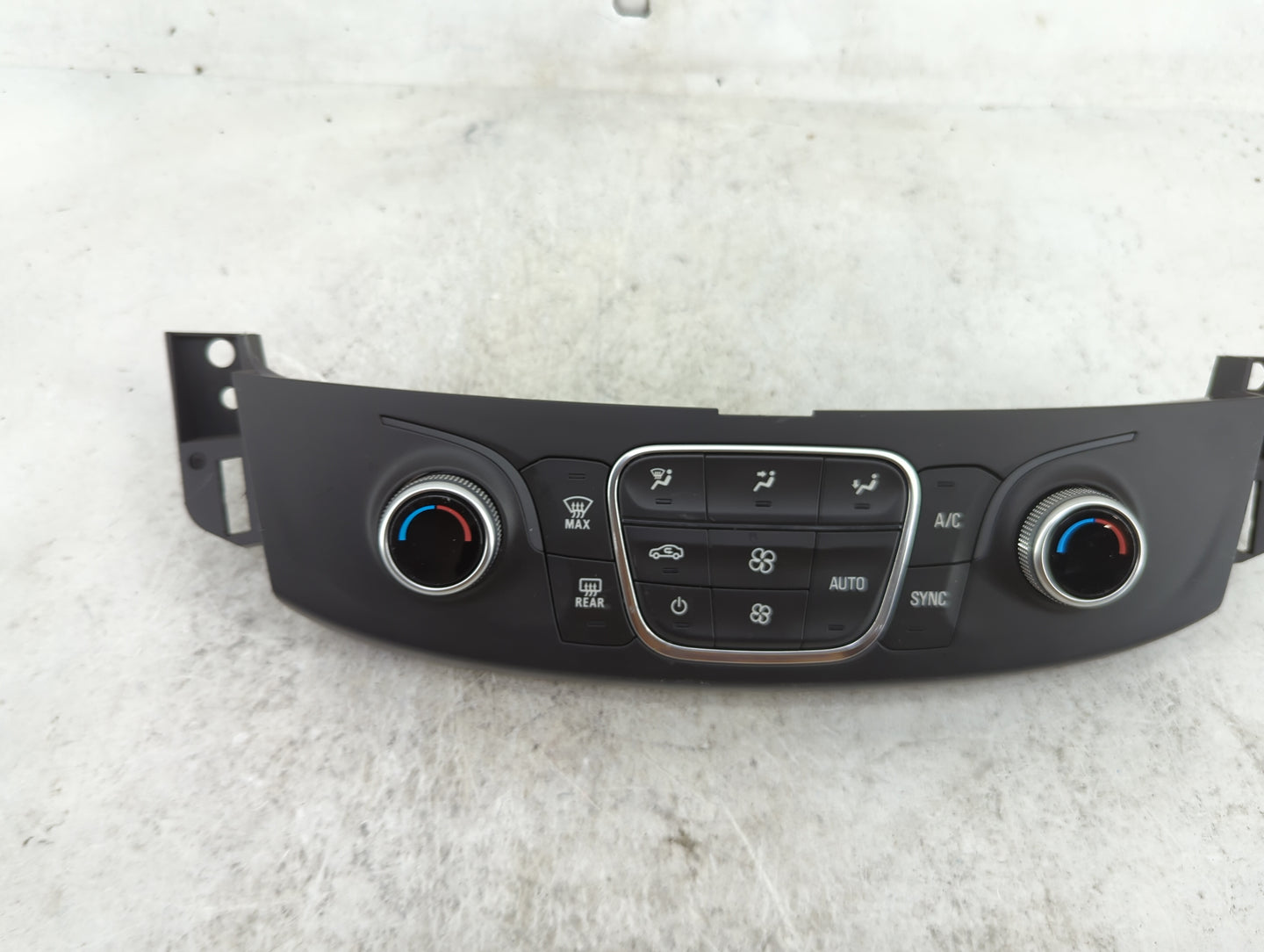 2018-2022 Chevrolet Traverse Climate Control Module Temperature AC/Heater Replacement P/N:84344401 7370200000000X Fits OEM U