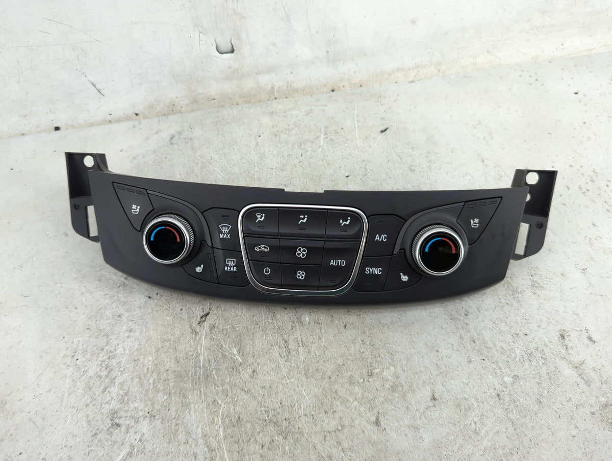 2018-2022 Chevrolet Traverse Climate Control Module Temperature AC/Heater Replacement P/N:84344403 000235226 Fits OEM Used A