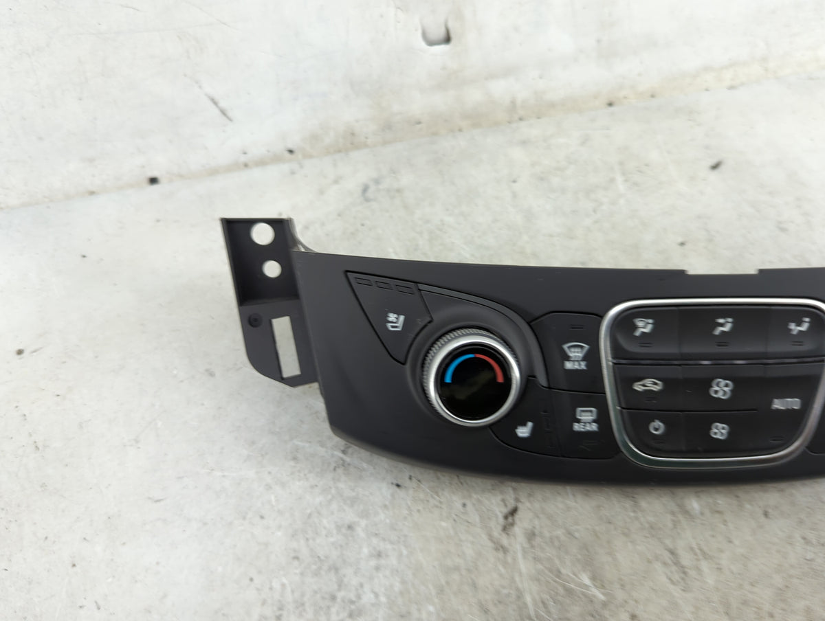 2018-2022 Chevrolet Traverse Climate Control Module Temperature AC/Heater Replacement P/N:84344403 000235226 Fits OEM Used A