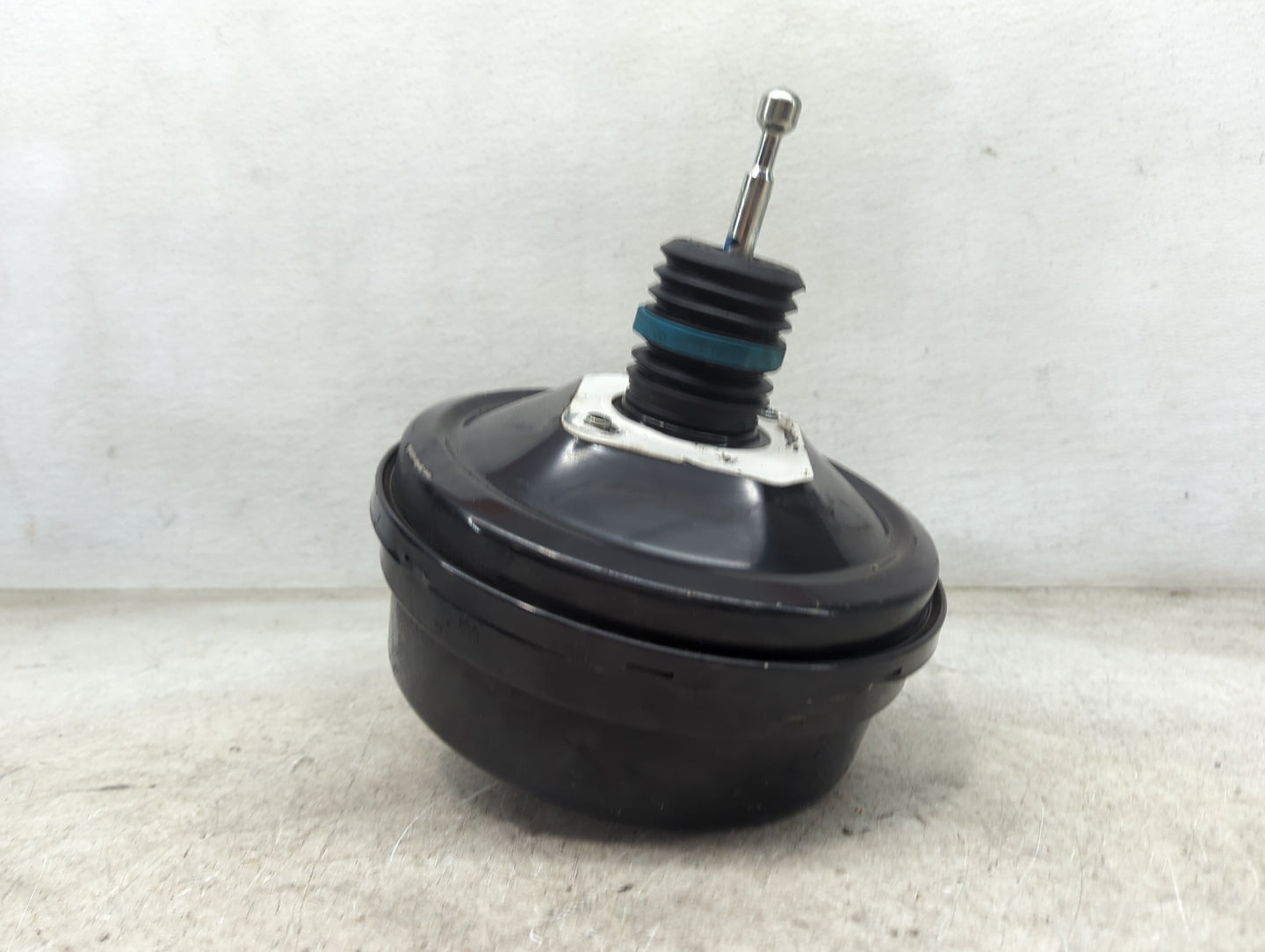 2018-2022 Chevrolet Traverse Power Brake Booster Oem 1490299 - Oemusedautoparts1.com