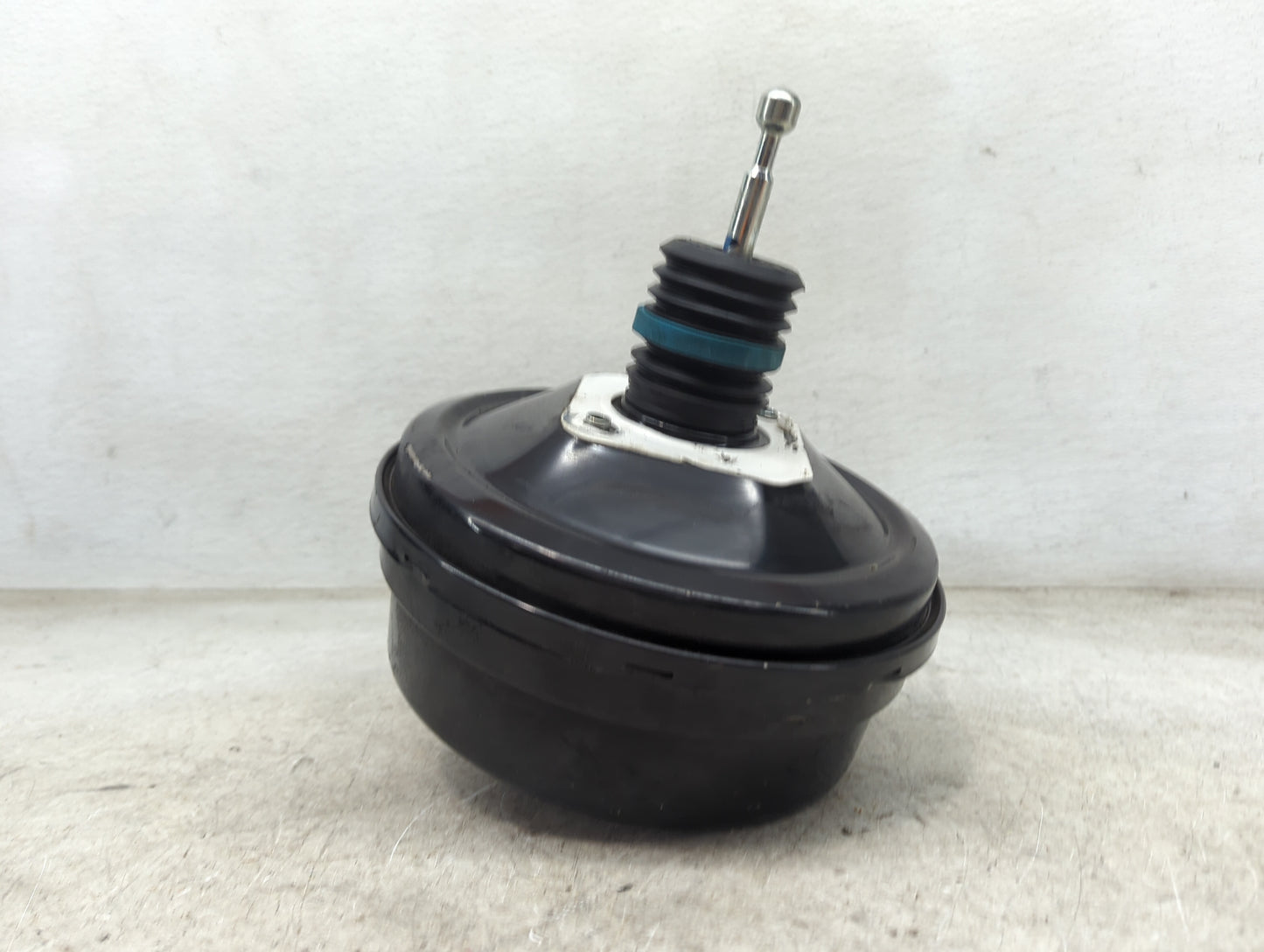 2018-2022 Chevrolet Traverse Power Brake Booster Oem 1490299 - Oemusedautoparts1.com