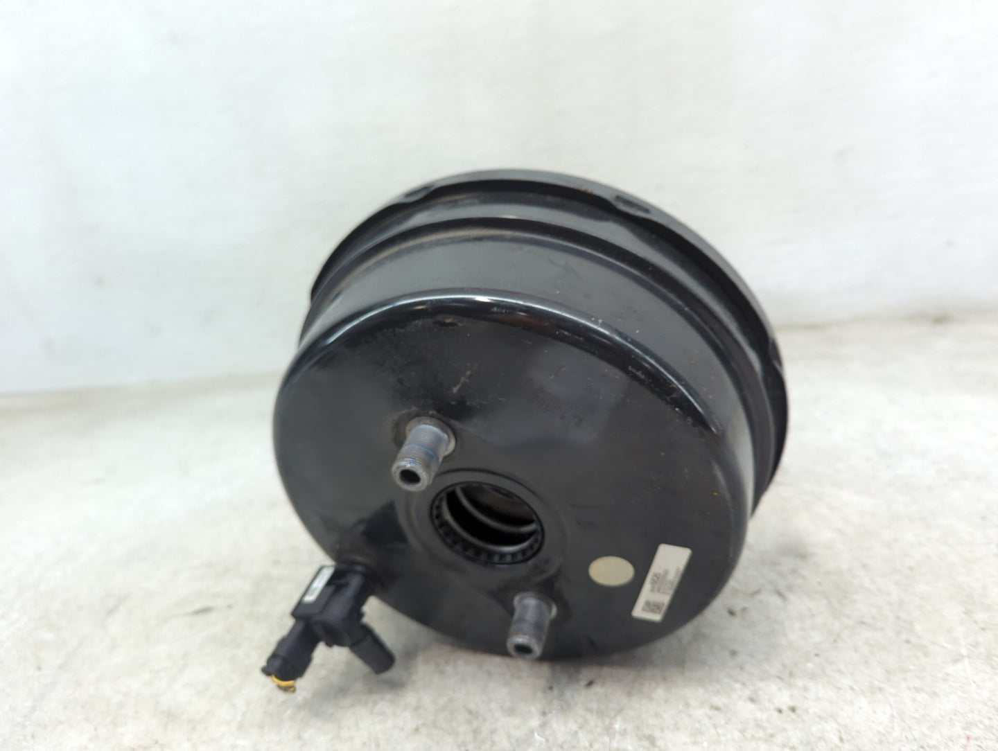 2018-2022 Chevrolet Traverse Power Brake Booster Oem 1490299 - Oemusedautoparts1.com