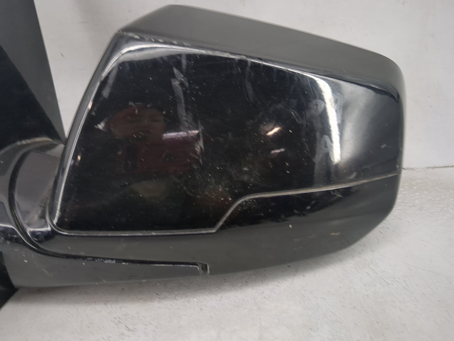 2018-2022 Chevrolet Traverse Driver Side View Mirror - Left Door Mirror OEM Used - Oemusedautoparts1.com