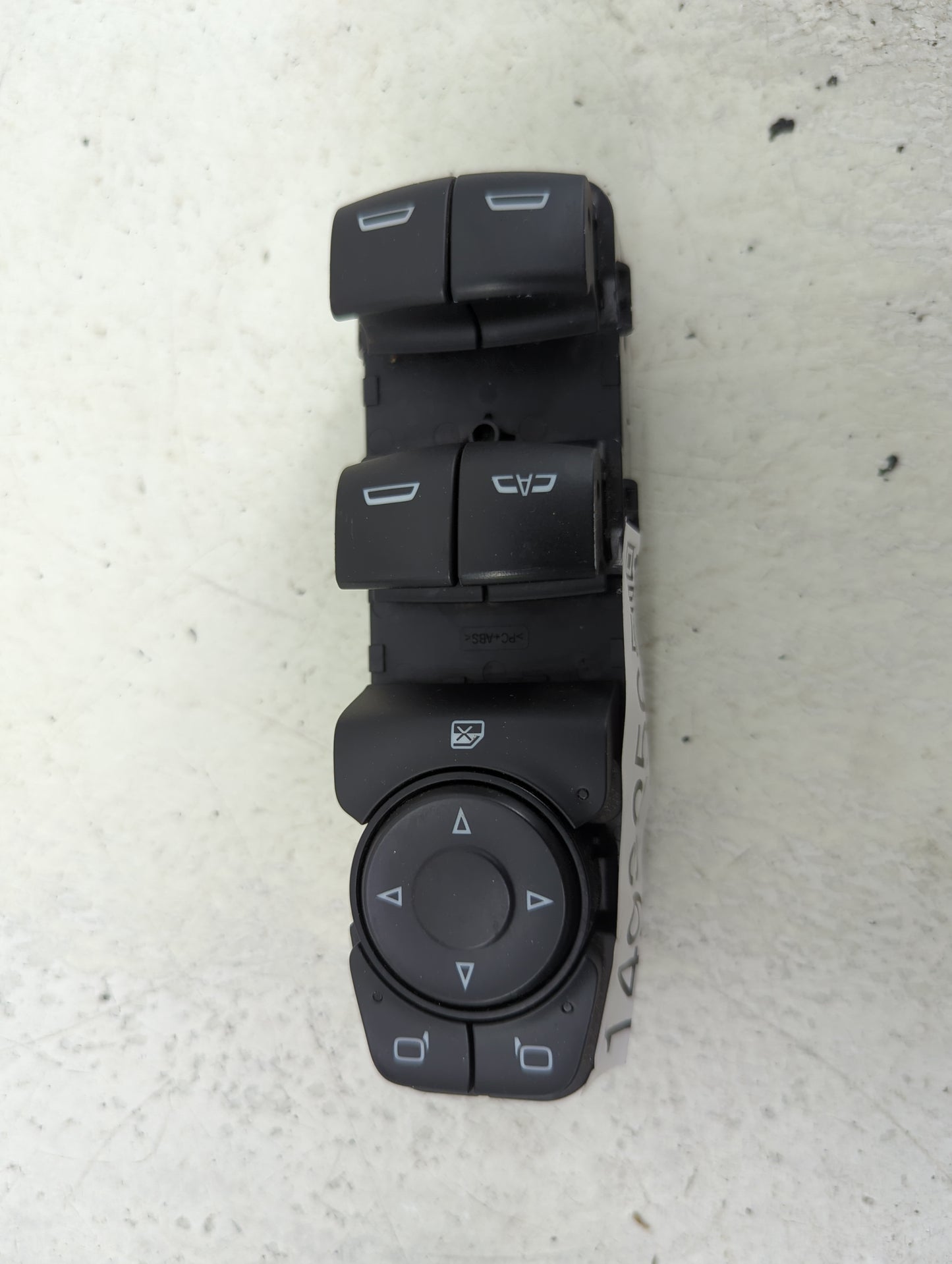 2018-2022 Chevrolet Traverse Master Power Window Switch Replacement Driver Side Left P/N:84512890 84412690 Fits OEM Used Aut