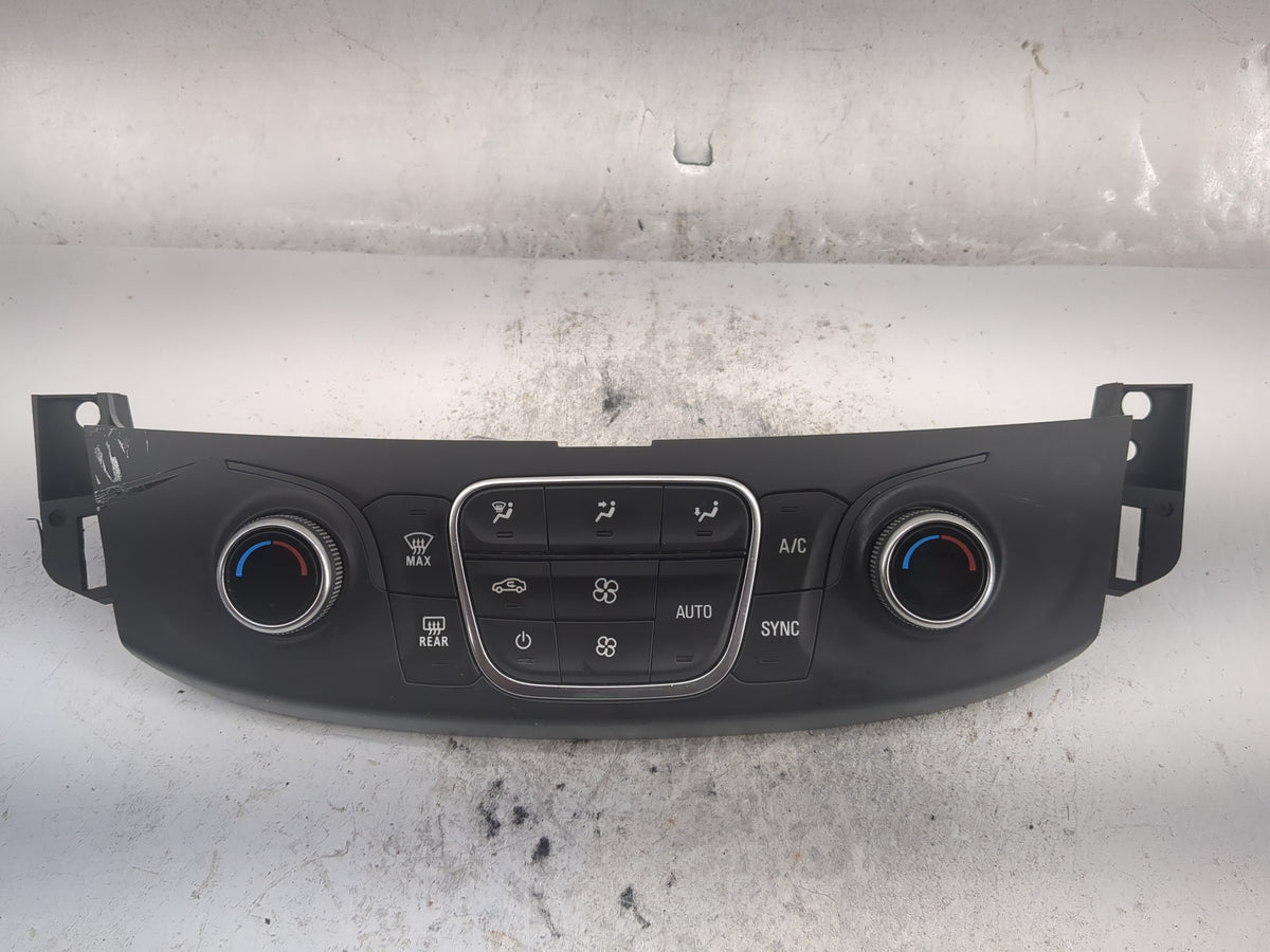 2018-2022 Chevrolet Traverse Climate Control Module Temperature AC/Heater Replacement P/N:84344401 7370200000X Fits OEM Used