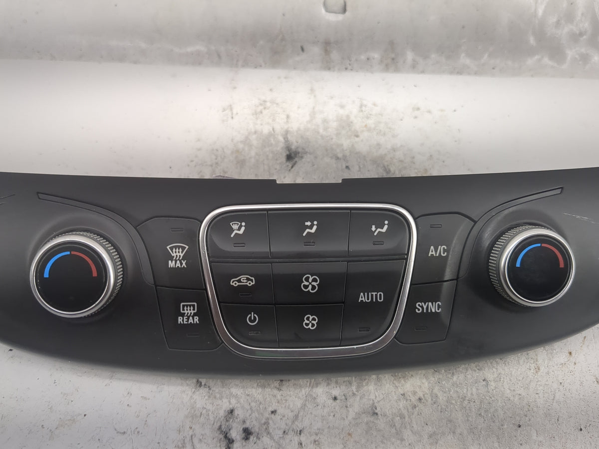 2018-2022 Chevrolet Traverse Climate Control Module Temperature AC/Heater Replacement P/N:84344401 7370200000X Fits OEM Used