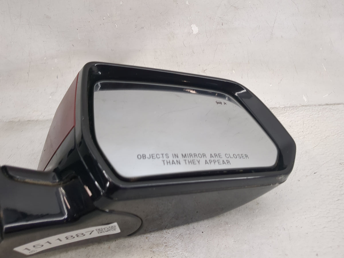 2018-2022 Chevrolet Traverse Passenger Side View Mirror - Right Door Mirror OEM Used - Oemusedautoparts1.com
