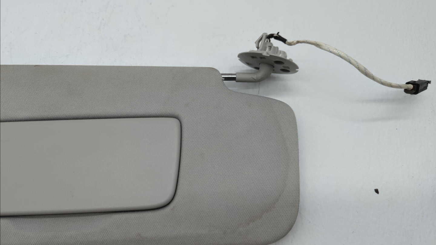 2018-2022 Chevrolet Traverse Sun Visor Shade Replacement Driver Left Mirror Fits Fits 2018 2019 2020 2021 2022 OEM Used Auto