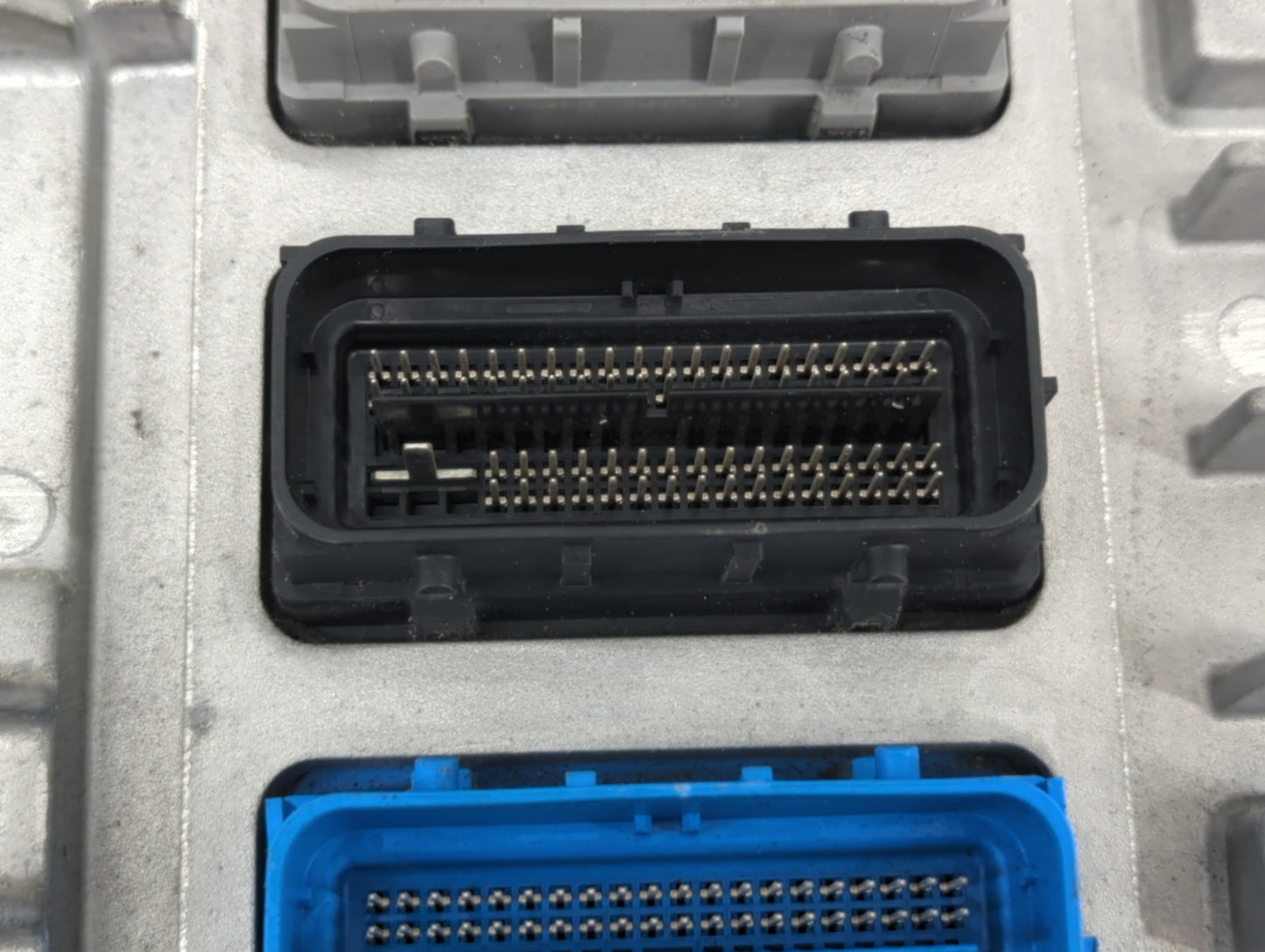 2019 Chevrolet Traverse PCM Engine Control Computer ECU ECM PCU OEM P/N:12687296 12659039, 12687483 Fits Fits 2016 2017 2018