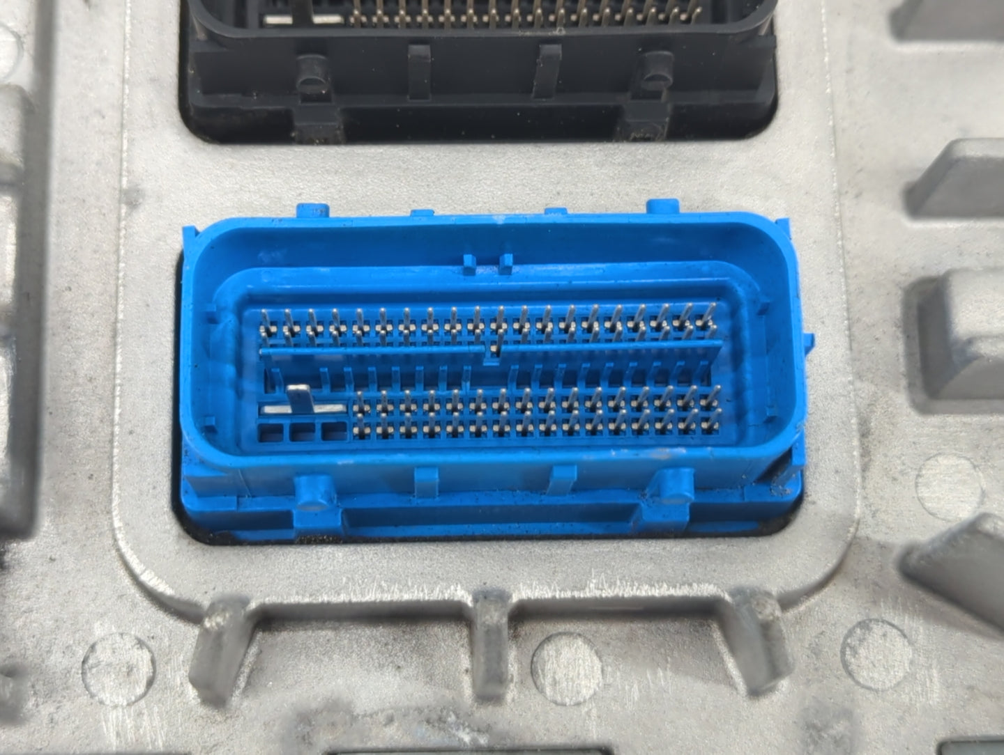 2019 Chevrolet Traverse PCM Engine Control Computer ECU ECM PCU OEM P/N:12687296 12659039, 12687483 Fits Fits 2016 2017 2018