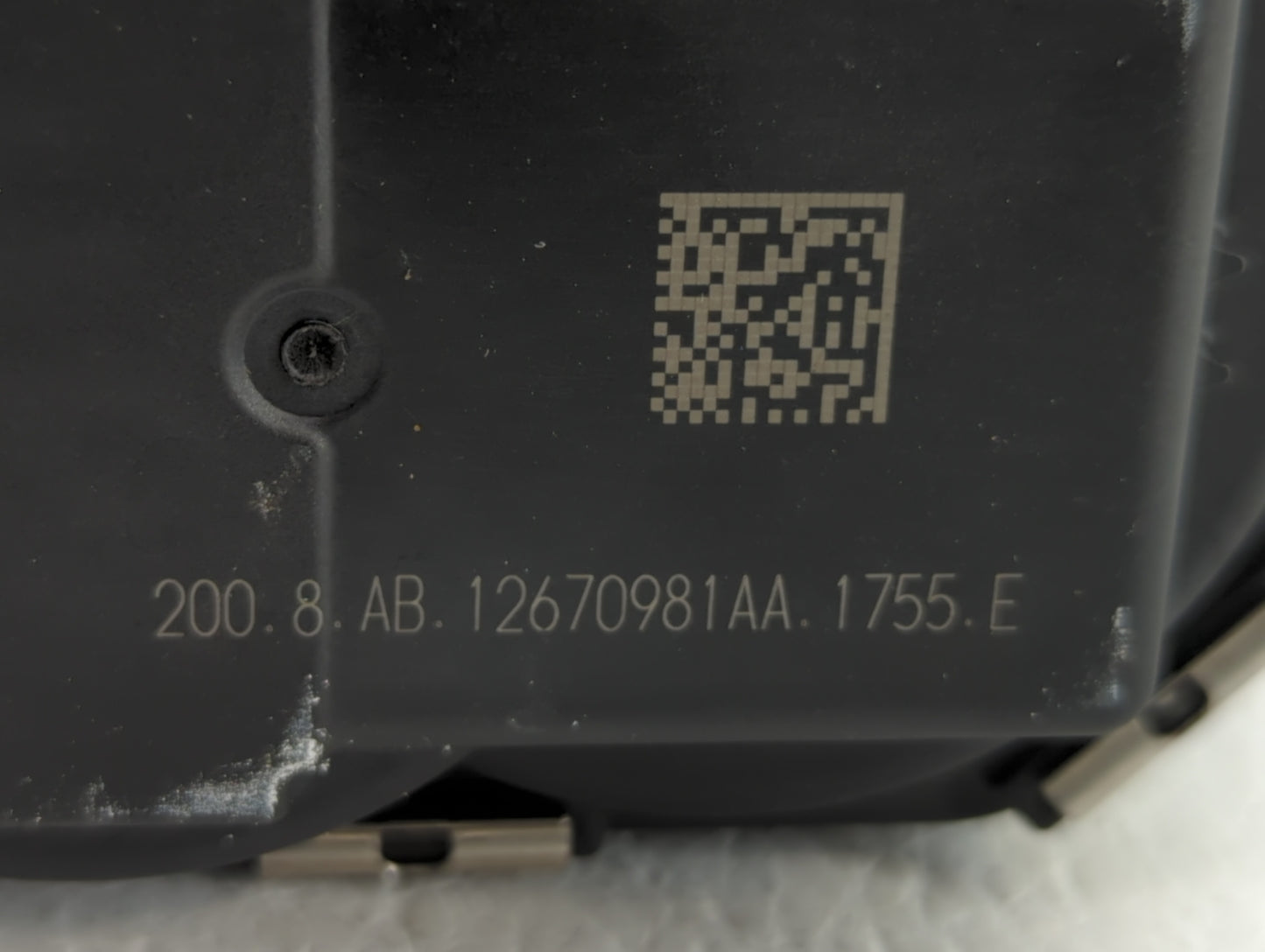 2017-2022 Chevrolet Traverse Throttle Body P/N:12670981AA 12632172BA Fits OEM Used Auto Parts - Oemusedautoparts1.com