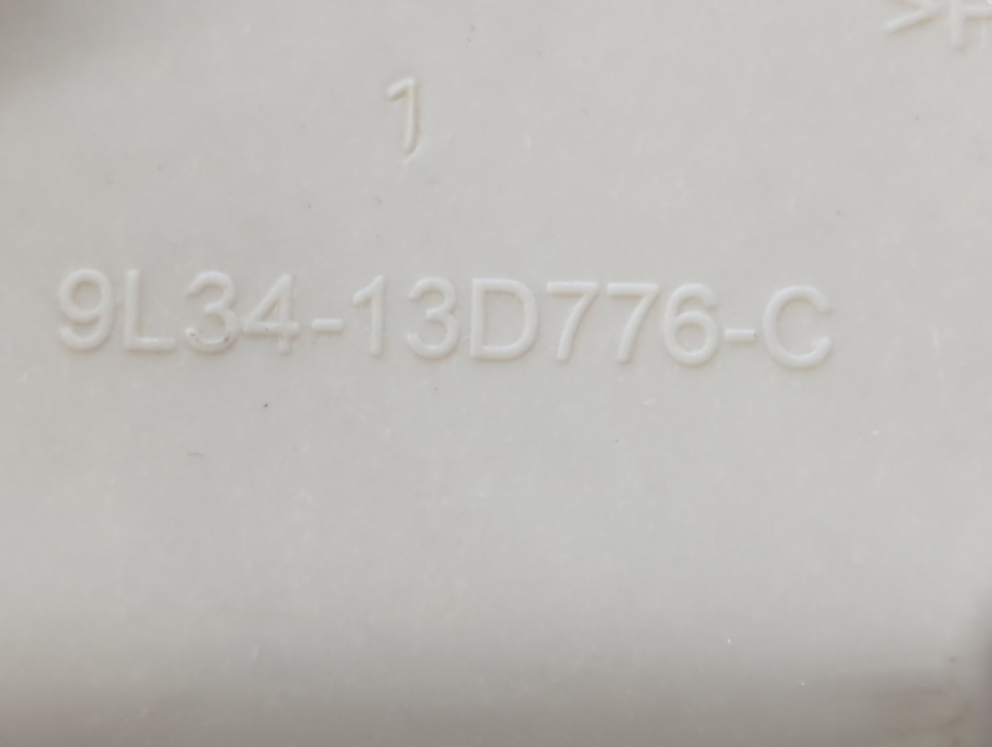 2019 Chevrolet Traverse Overhead Roof Console - Oemusedautoparts1.com