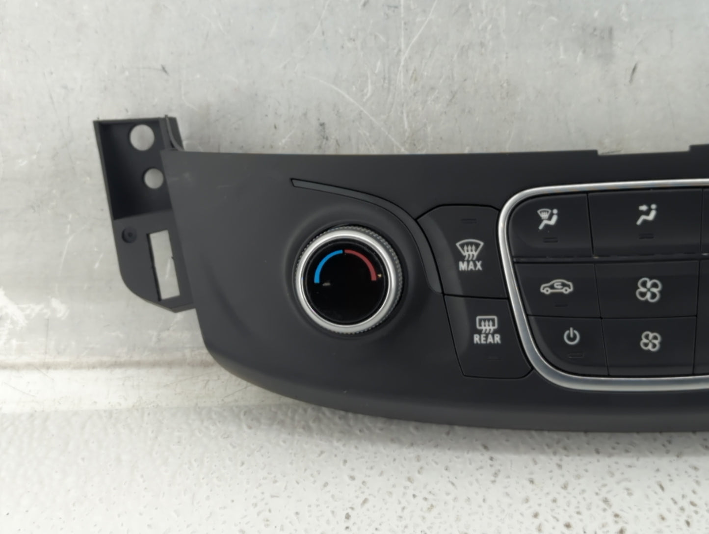 2018-2022 Chevrolet Traverse Climate Control Module Temperature AC/Heater Replacement P/N:84344401 Fits OEM Used Auto Parts 