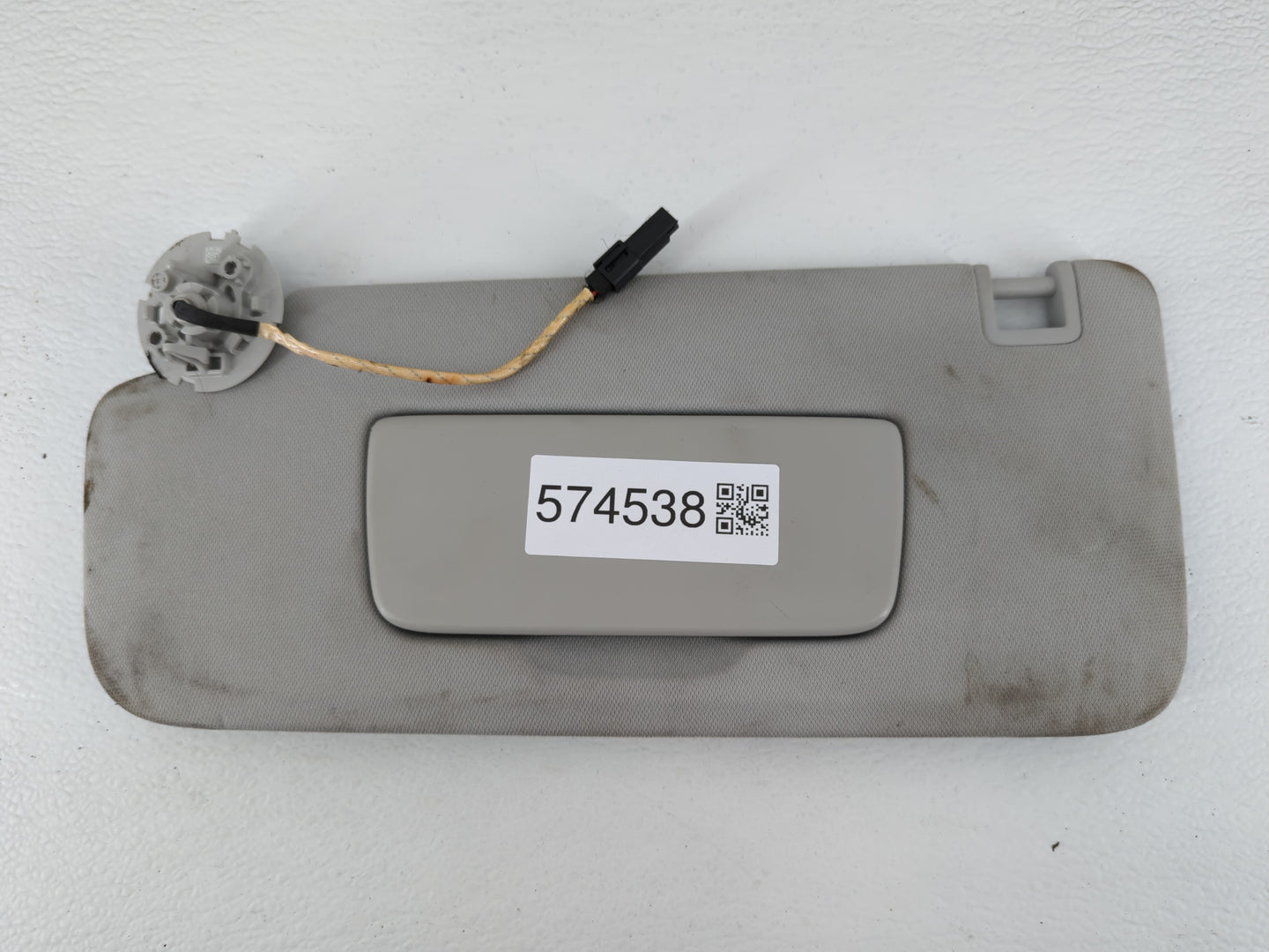 2018-2022 Chevrolet Traverse Sun Visor Shade Replacement Driver Left Mirror Fits Fits 2018 2019 2020 2021 2022 OEM Used Auto