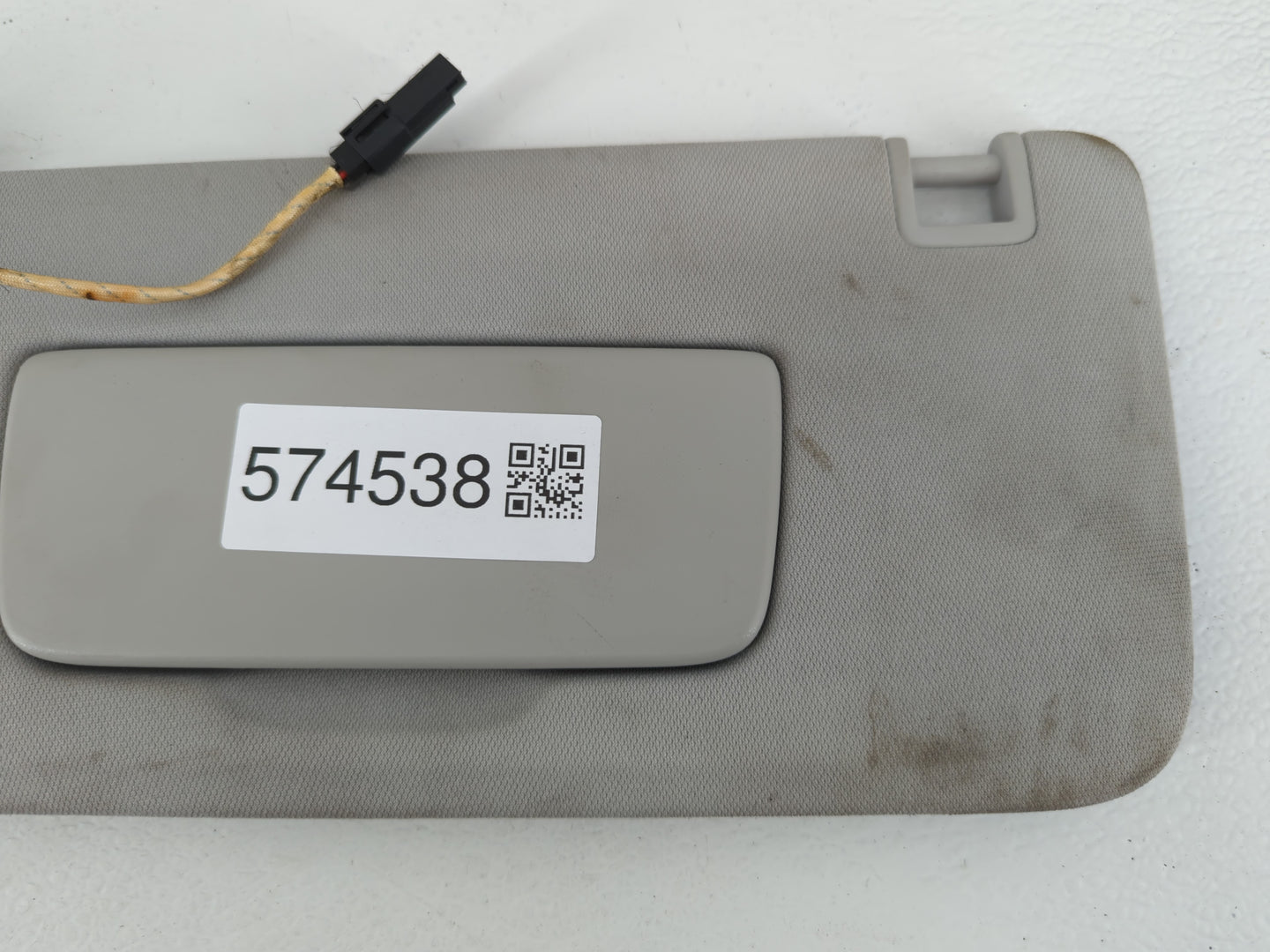 2018-2022 Chevrolet Traverse Sun Visor Shade Replacement Driver Left Mirror Fits Fits 2018 2019 2020 2021 2022 OEM Used Auto