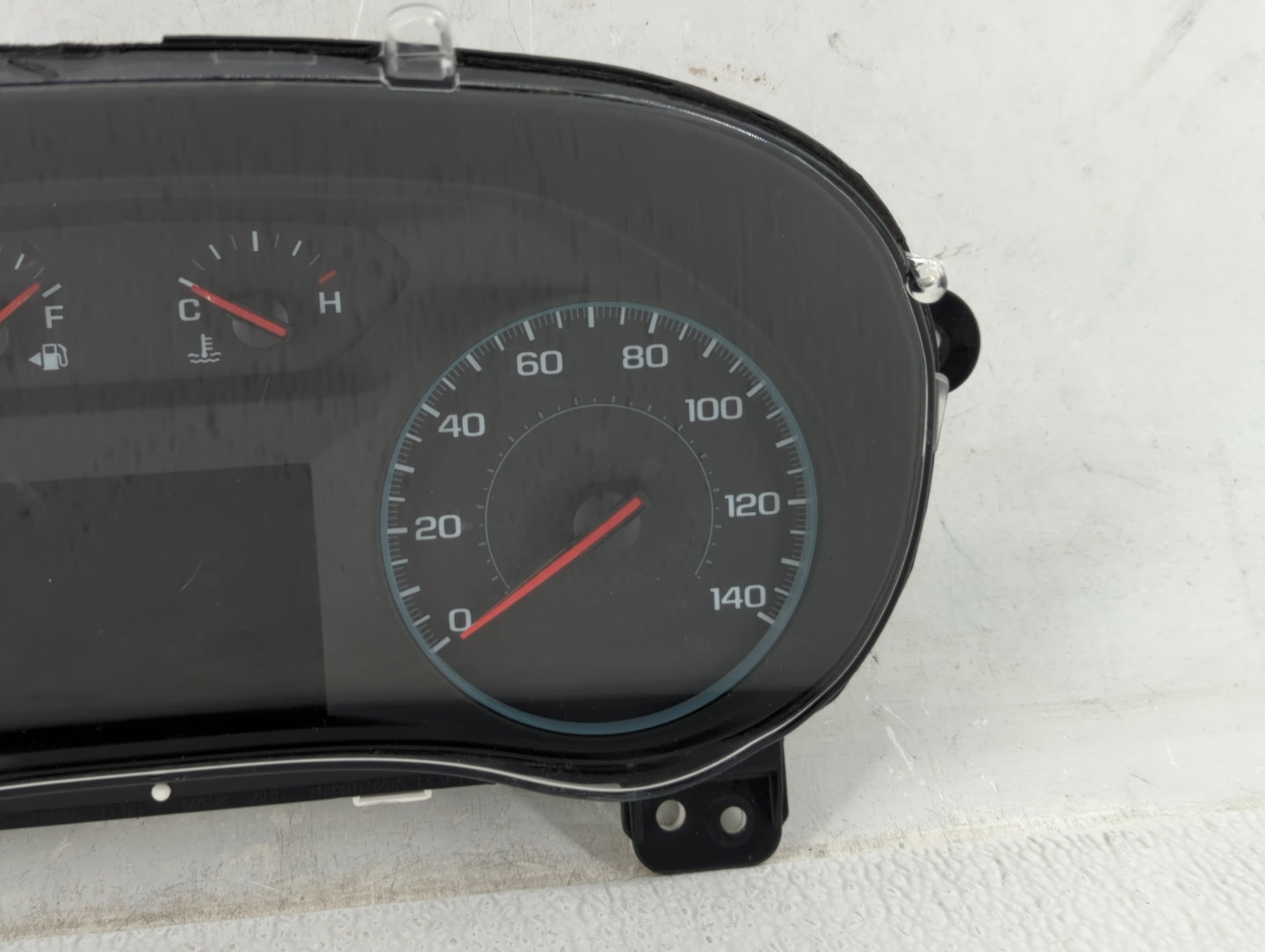 2019 Chevrolet Traverse Instrument Cluster Speedometer Gauges P/N:812610798 84600112 Fits OEM Used Auto Parts - Oemusedautop