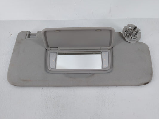 2018-2022 Chevrolet Traverse Sun Visor Shade Replacement Passenger Right Mirror Fits Fits 2018 2019 2020 2021 2022 OEM Used 