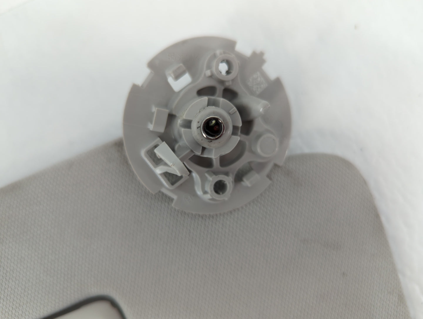 2018-2022 Chevrolet Traverse Sun Visor Shade Replacement Passenger Right Mirror Fits Fits 2018 2019 2020 2021 2022 OEM Used 