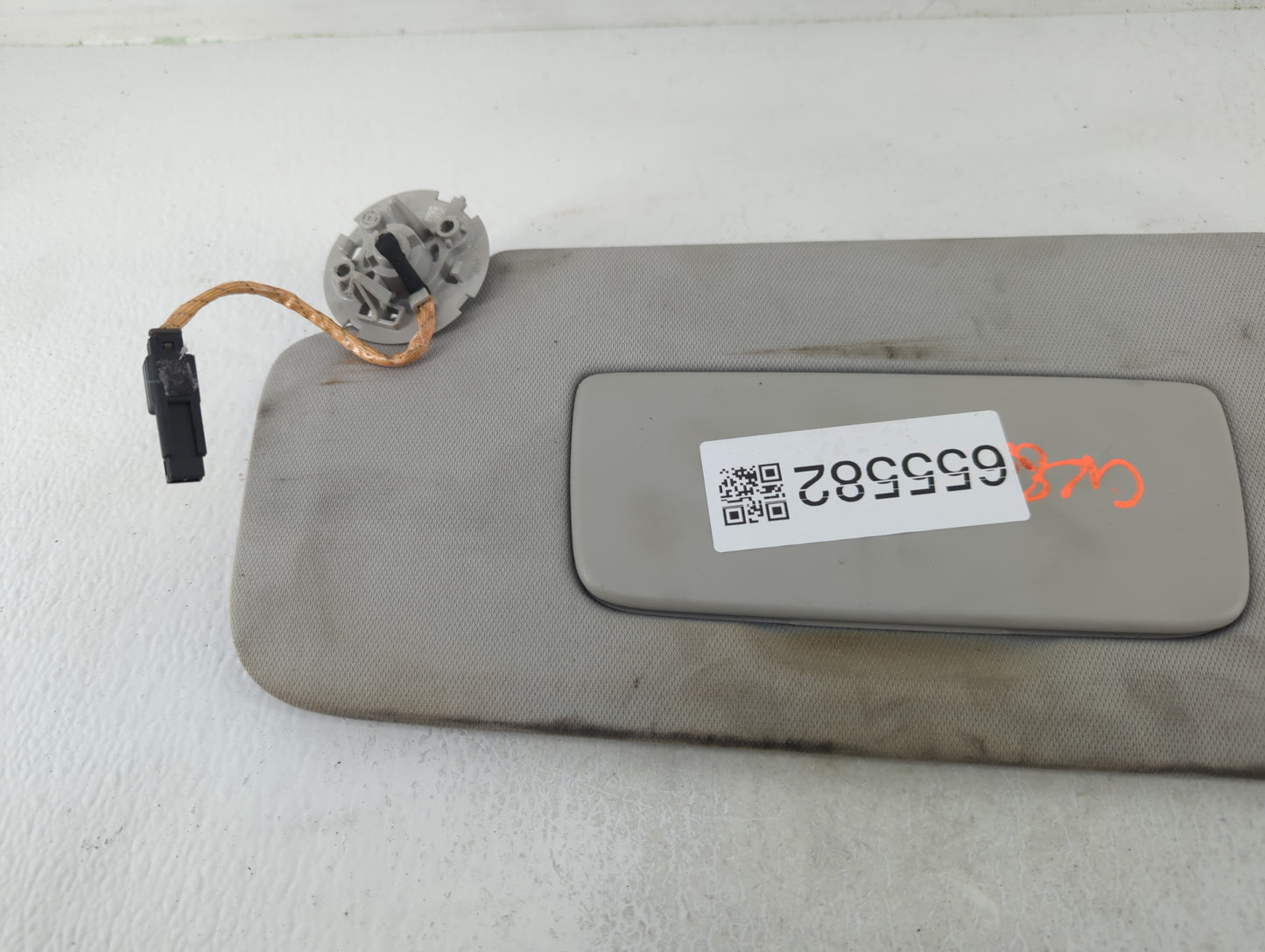 2018-2022 Chevrolet Traverse Sun Visor Shade Replacement Driver Left Mirror Fits Fits 2018 2019 2020 2021 2022 OEM Used Auto