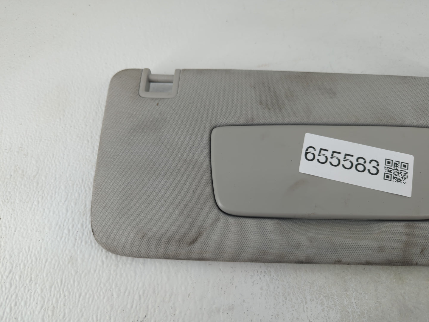 2018-2022 Chevrolet Traverse Sun Visor Shade Replacement Passenger Right Mirror Fits Fits 2018 2019 2020 2021 2022 OEM Used 