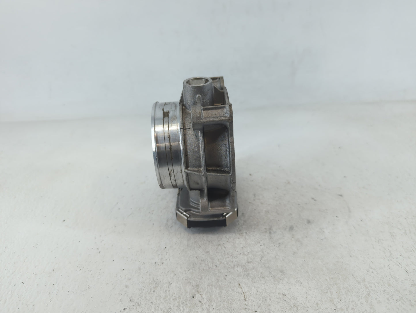2017-2022 Chevrolet Traverse Throttle Body P/N:12670981AA Fits Fits 2012 2013 2014 2015 2016 2017 2018 2019 2020 2021 2022 O