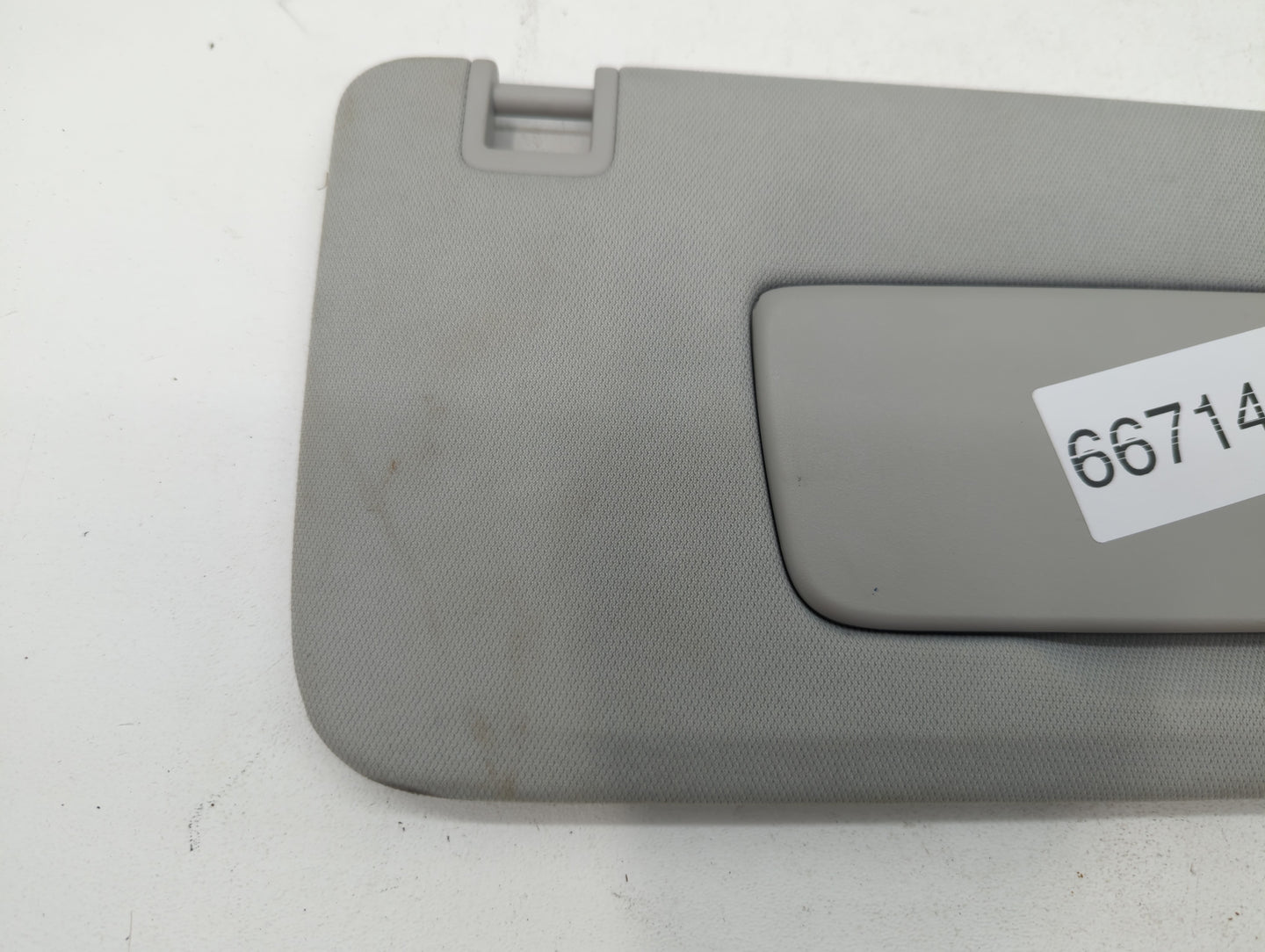 2018-2022 Chevrolet Traverse Sun Visor Shade Replacement Passenger Right Mirror Fits Fits 2018 2019 2020 2021 2022 OEM Used 