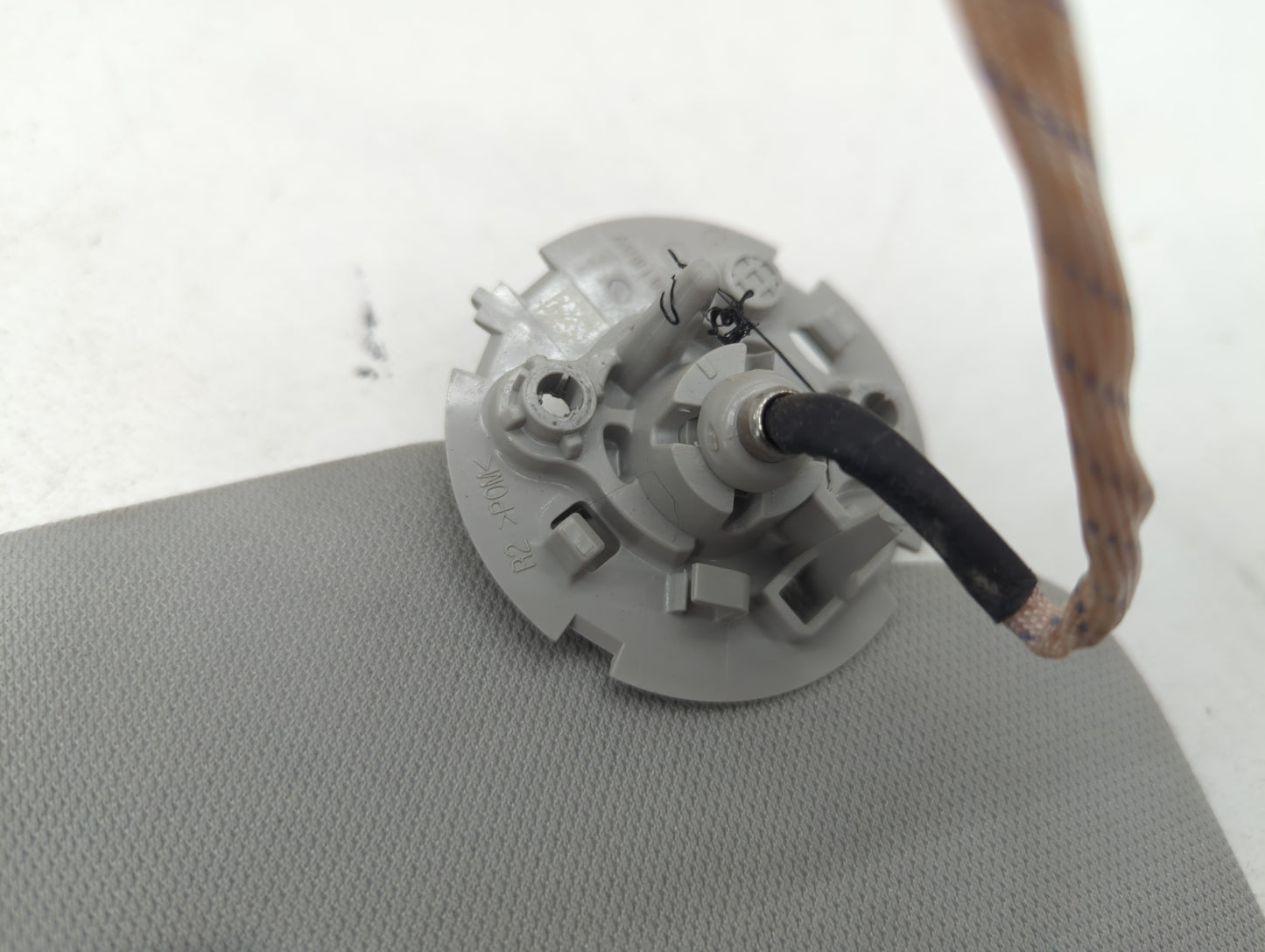 2018-2022 Chevrolet Traverse Sun Visor Shade Replacement Passenger Right Mirror Fits Fits 2018 2019 2020 2021 2022 OEM Used 