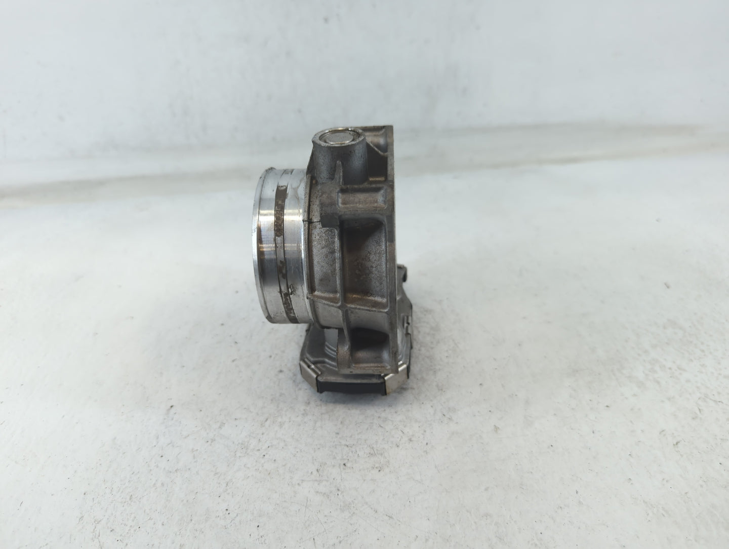 2017-2022 Chevrolet Traverse Throttle Body P/N:12670981AA Fits Fits 2012 2013 2014 2015 2016 2017 2018 2019 2020 2021 2022 O