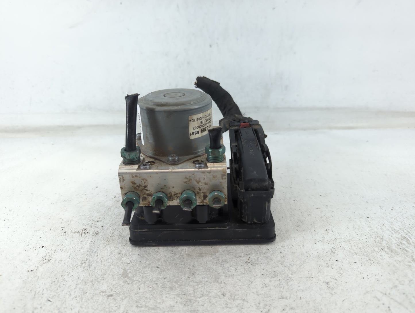 2019-2022 Chevrolet Traverse ABS Pump Control Module Replacement P/N:84503309 Fits Fits 2019 2020 2021 2022 OEM Used Auto Pa