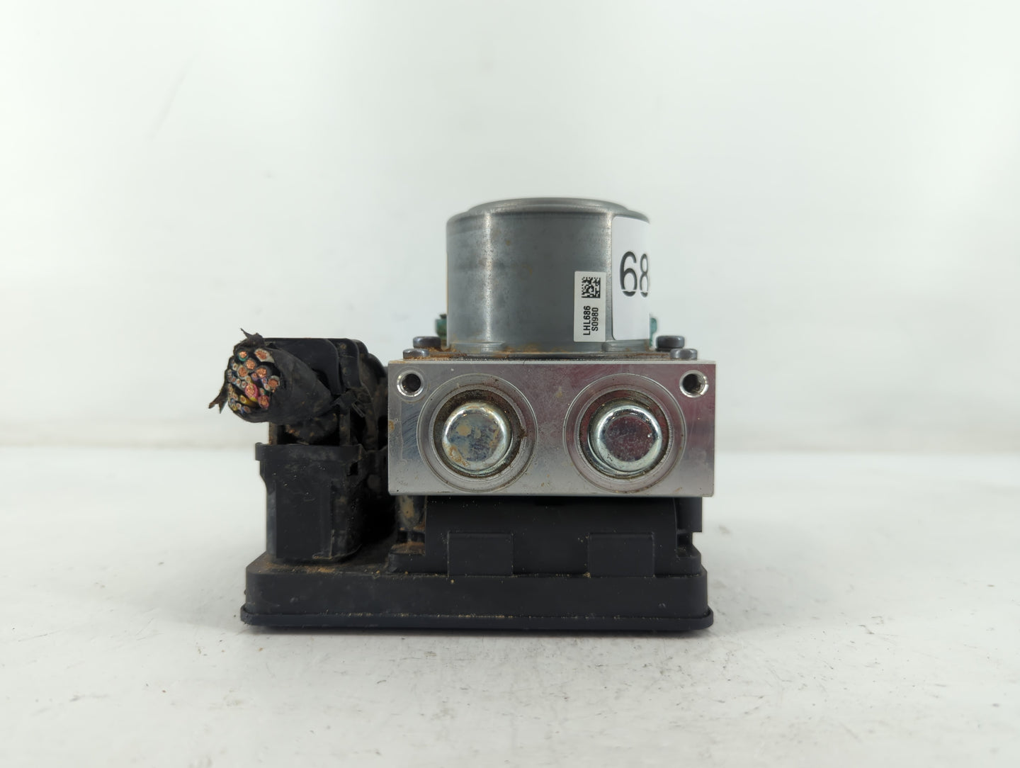 2019-2022 Chevrolet Traverse ABS Pump Control Module Replacement P/N:84503309 Fits Fits 2019 2020 2021 2022 OEM Used Auto Pa