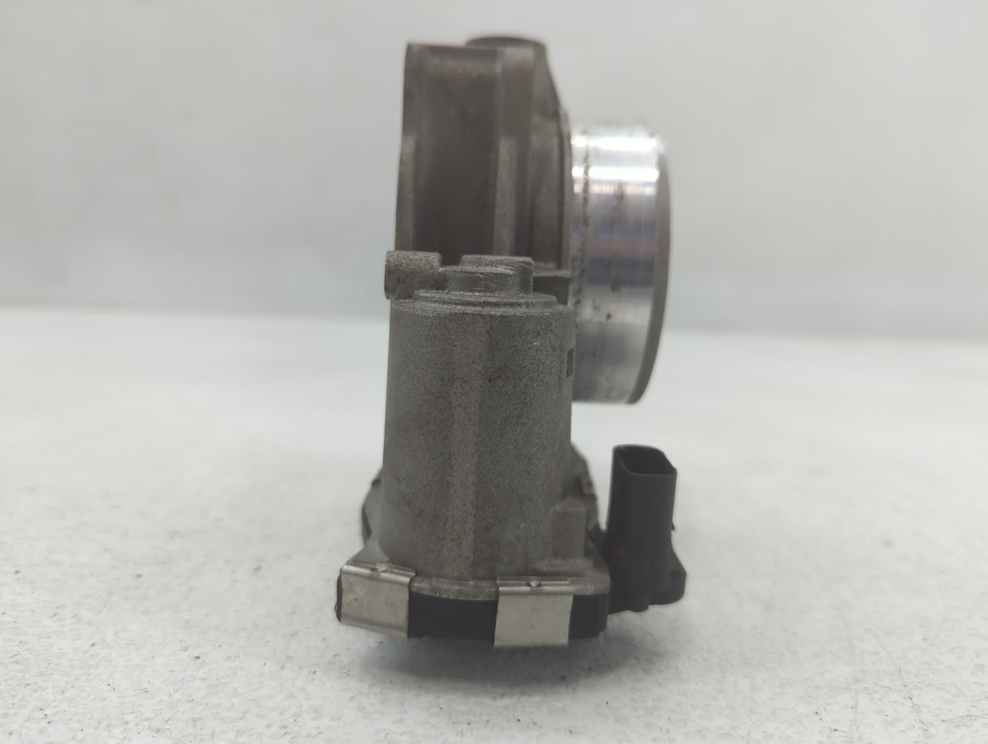 2017-2022 Chevrolet Traverse Throttle Body P/N:12670981AA Fits Fits 2012 2013 2014 2015 2016 2017 2018 2019 2020 2021 2022 O