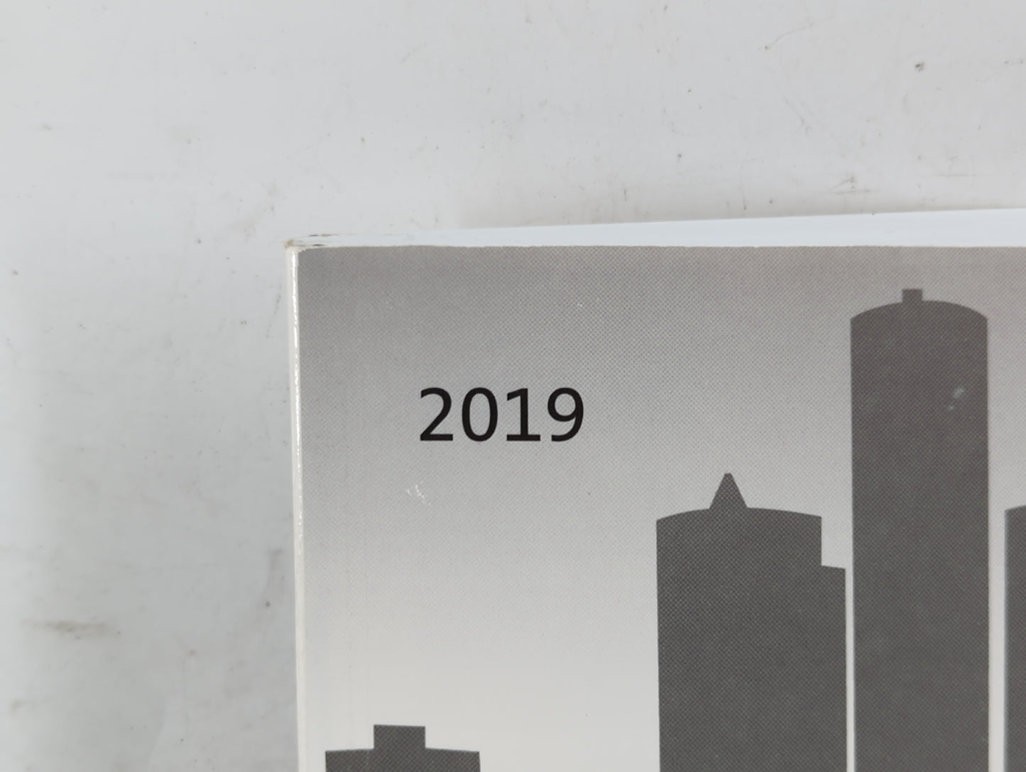 2019 Chevrolet Traverse Owners Manual Book Guide P/N:84149414A OEM Used Auto Parts - Oemusedautoparts1.com