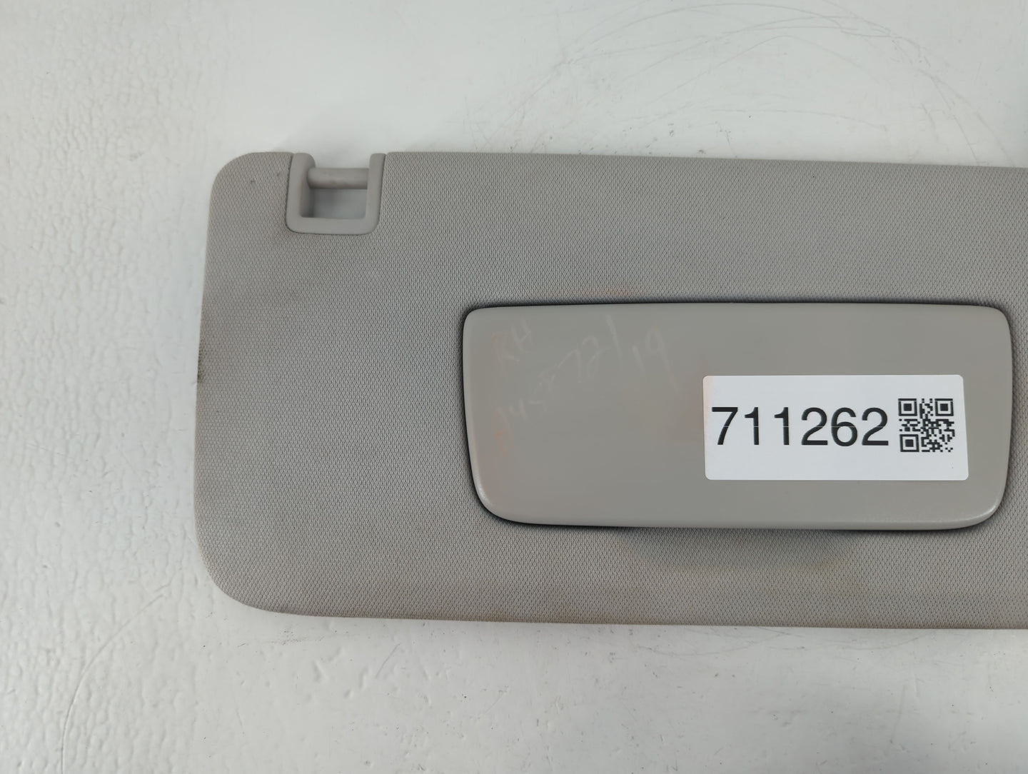 2018-2022 Chevrolet Traverse Sun Visor Shade Replacement Passenger Right Mirror Fits Fits 2018 2019 2020 2021 2022 OEM Used 