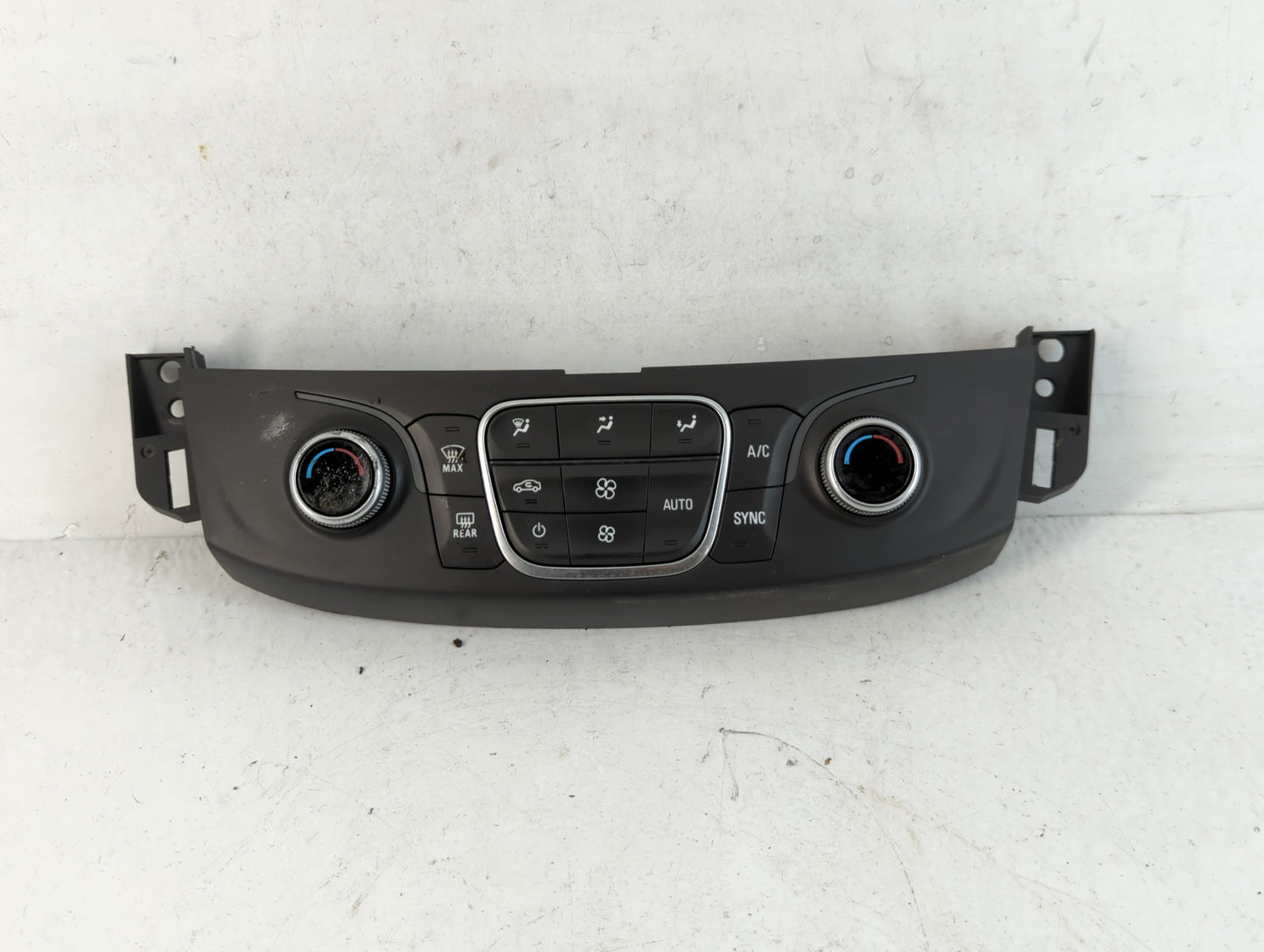 2018-2022 Chevrolet Traverse Climate Control Module Temperature AC/Heater Replacement P/N:84344401 Fits OEM Used Auto Parts 